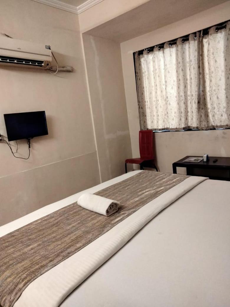 Hotel Sarika Murbad Exterior photo